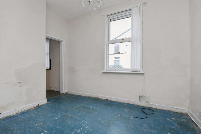 50 Isaac Street, Liverpool, L8 4TJ 8