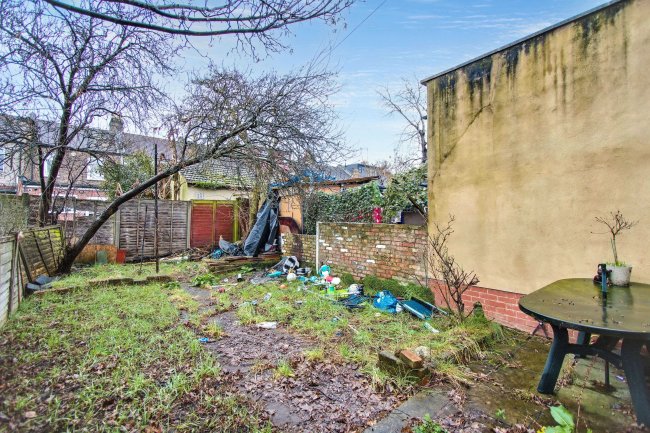 21 Sandyhill Road, Ilford IG1 2ET 3