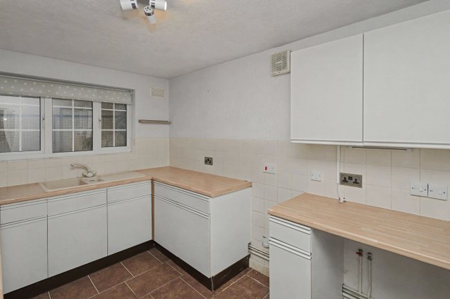 Church Cottage, 15 Church Lane, EN1 3EJ 3