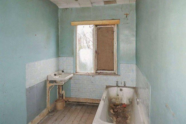 18 Lord Street, Wigan WN1 2BN 2