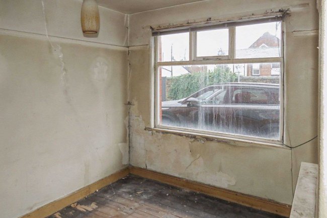 18 Lord Street, Wigan WN1 2BN 2