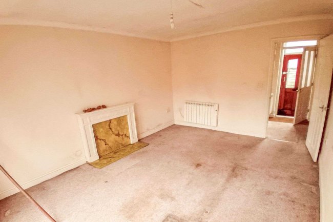 The Porter's Lodge, Queen's Court, Queen's Road, Cheltenham, GL50 2LU 8