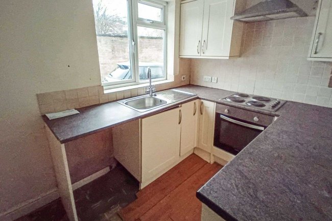 The Porter's Lodge, Queen's Court, Queen's Road, Cheltenham, GL50 2LU 8