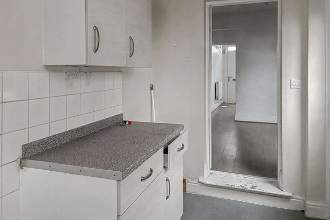 4 Sycamore Avenue, Clifton Road, Birmingham B12 8SP 10