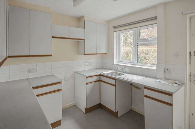 4 Hodge Lane, Malmesbury, Wiltshire, SN16 0BP 8