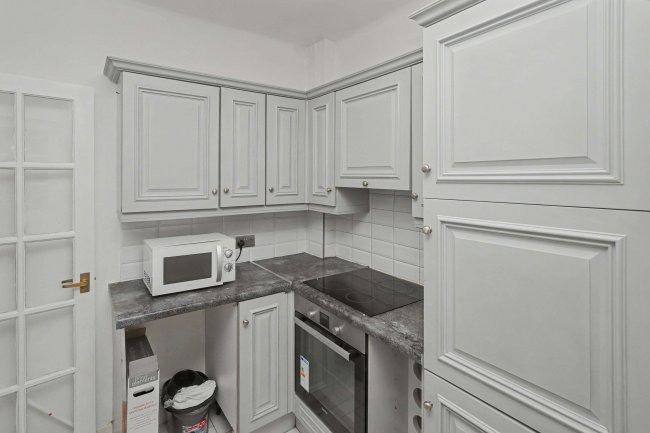 11 Hatherley Court, Hatherley Grove, London W2 5RD 1