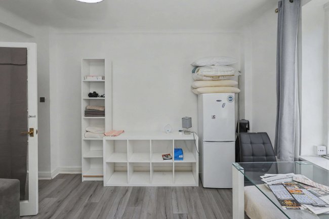 11 Hatherley Court, Hatherley Grove, London W2 5RD 1