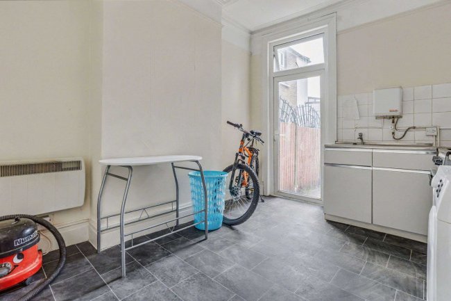 74 Edridge Road, Croydon, CR0 1EF 7