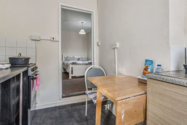 74 Edridge Road, Croydon, CR0 1EF 7