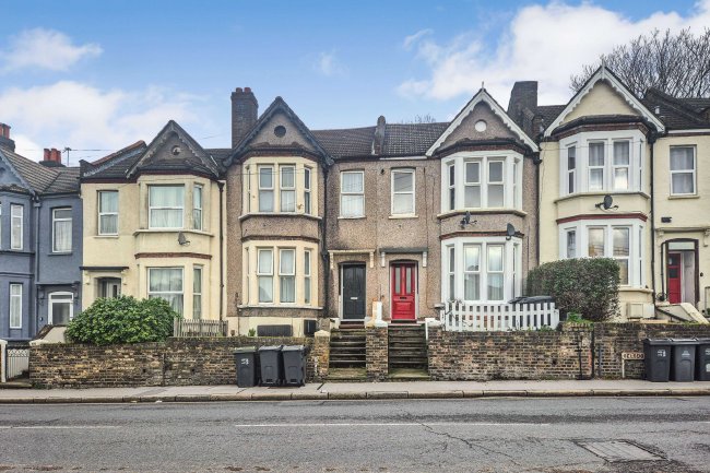 337 Selsdon Road, South Croydon, CR2 6PT 8