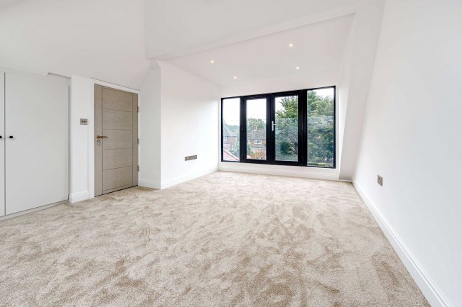 28 Oddesey Road, Borehamwood, Hertfordshire, WD6 5JP 1