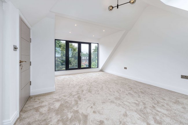 28 Oddesey Road, Borehamwood, Hertfordshire, WD6 5JP 1