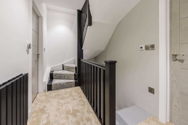 28 Oddesey Road, Borehamwood, Hertfordshire, WD6 5JP 1