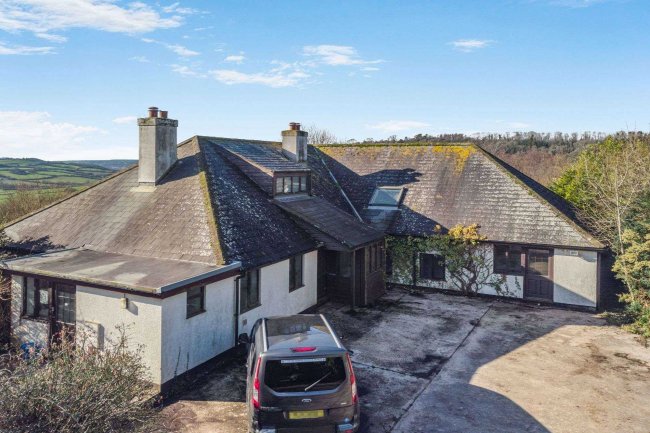 Bulmoor House, Combpyne, Axminster, EX13 8TE 7