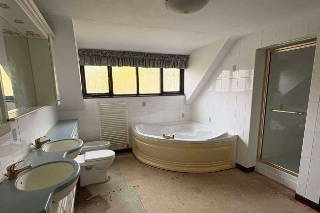 Bulmoor House, Combpyne, Axminster, EX13 8TE 7