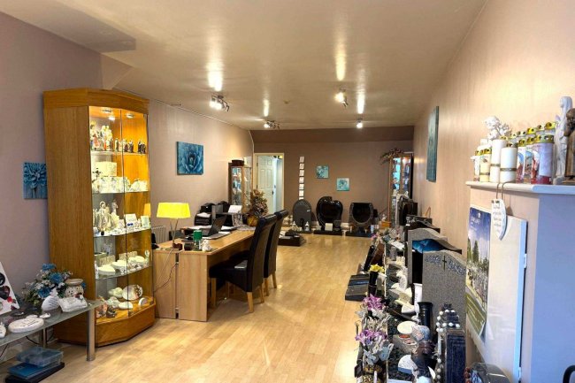 24 High Street, Sittingbourne, Kent ME10 4PD 10