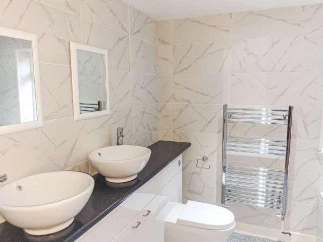 Lynmar, Greytree, Ross-on-Wye, HR9 7HU 1