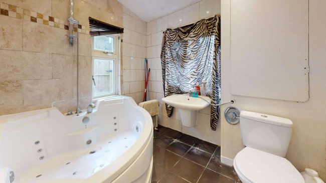 12 Huron Road, Tooting, London SW17 8RB 1