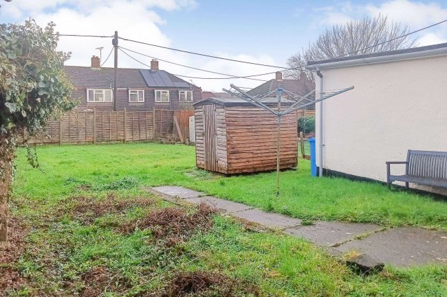 12 Hill Top Avenue, Tidworth, Wiltshire, SP9 7JQ 8