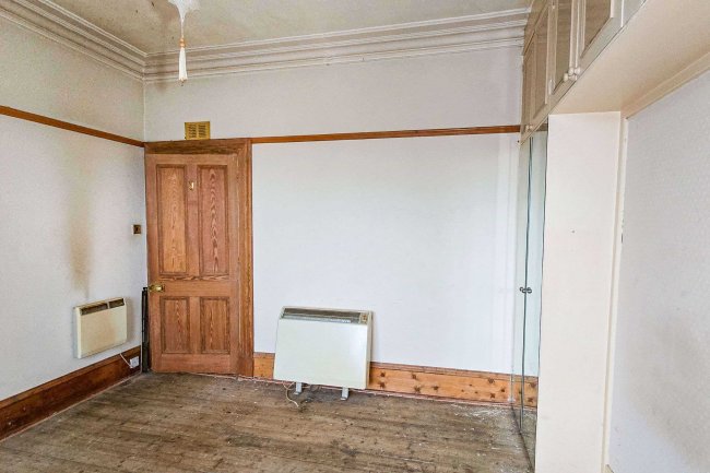 Third Floor Left,125 Holburn Street, Aberdeen, AB10 6BP 4