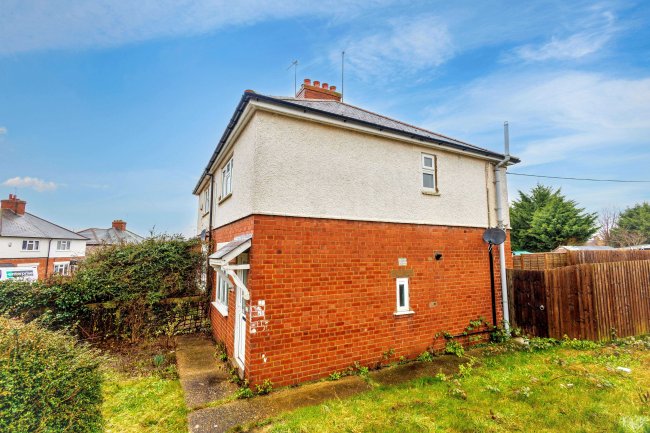 11 Stanton Avenue, Bradville, MK13 7AU 6