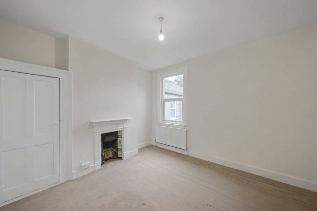 113 Welldon Crescent, Harrow, HA1 1QJ 4