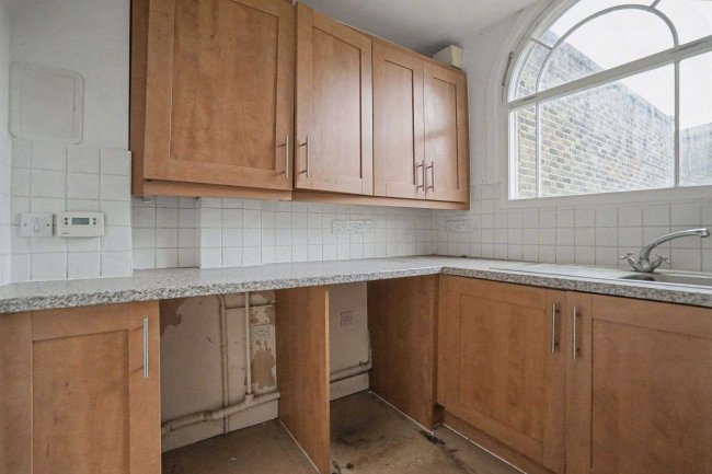 146a Queens Road, Peckham, London SE15 2HP 7