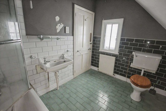 3 Bohemia Road, St Leonards-on-Sea TN37 6RA 8