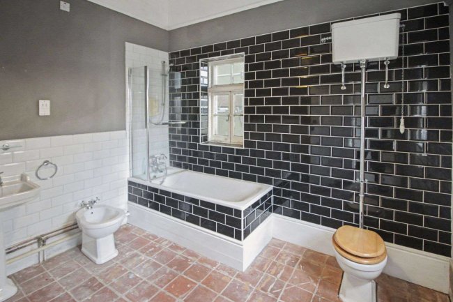 3 Bohemia Road, St Leonards-on-Sea TN37 6RA 8