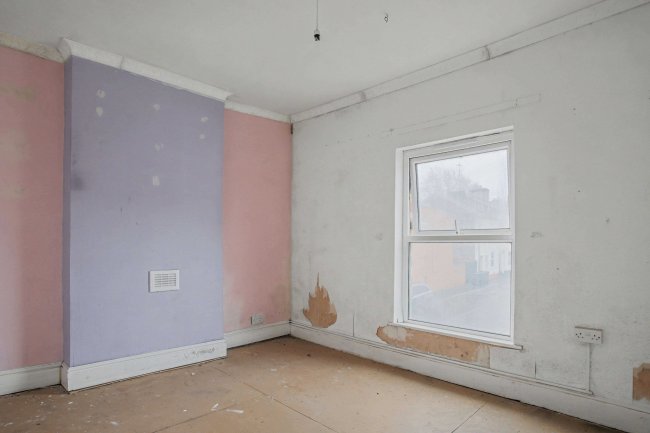 17 Brackley Street, Runcorn, Cheshire, WA7 1EQ 1