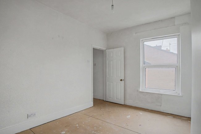 17 Brackley Street, Runcorn, Cheshire, WA7 1EQ 1