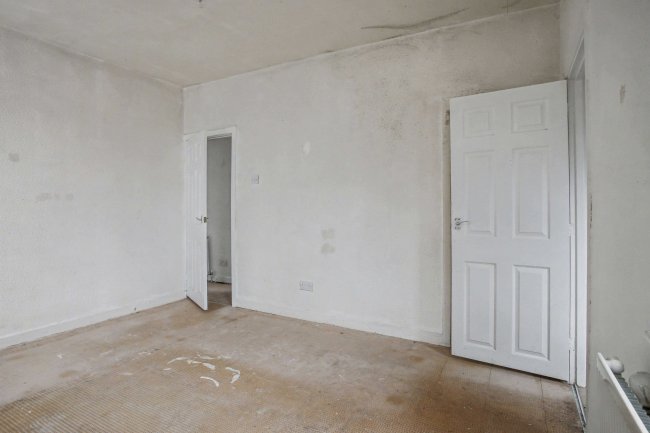 17 Brackley Street, Runcorn, Cheshire, WA7 1EQ 1