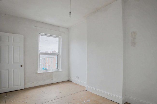 17 Brackley Street, Runcorn, Cheshire, WA7 1EQ 1