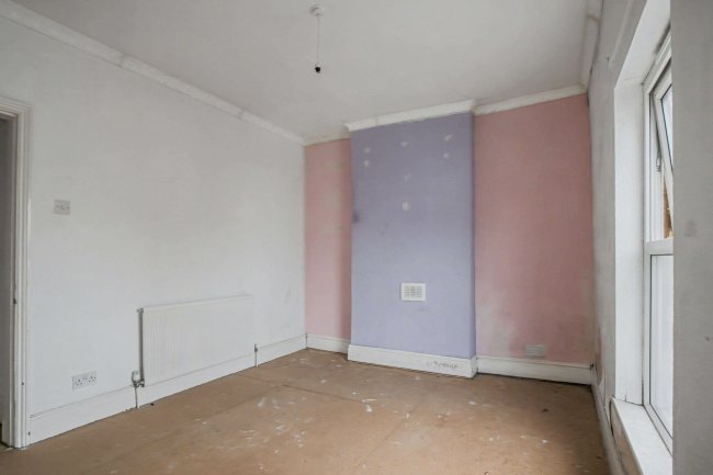 17 Brackley Street, Runcorn, Cheshire, WA7 1EQ 1