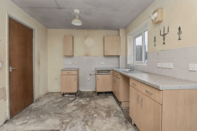 27 Russell Street, Liverpool, L3 5LJ 6