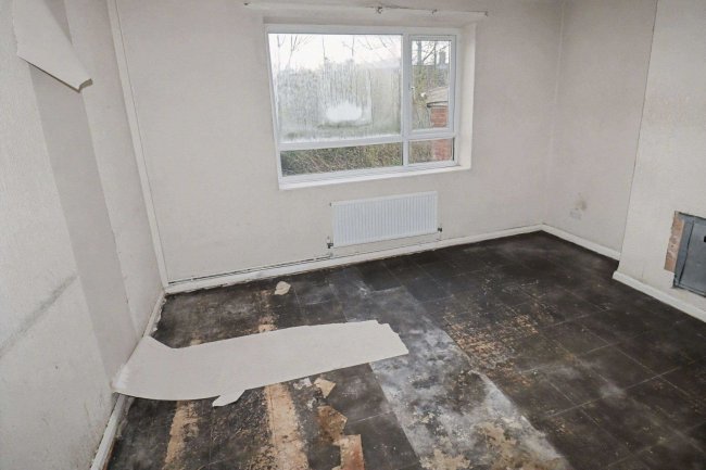 44 Windermere Road, Middleton, M24 5RD 9