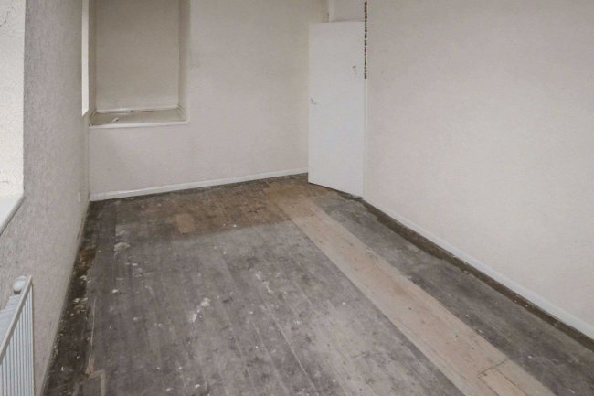 44 Windermere Road, Middleton, M24 5RD 9