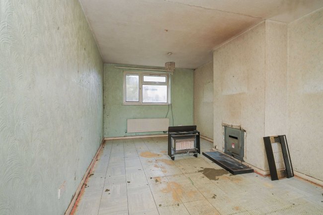 219 Windermere Road, Middleton, Manchester, M24 5PX 10