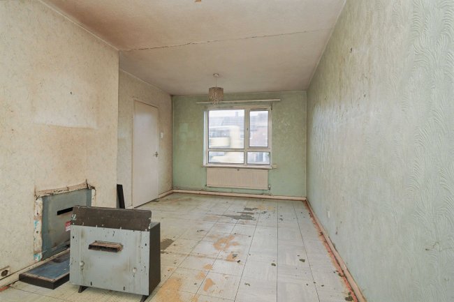 219 Windermere Road, Middleton, Manchester, M24 5PX 10