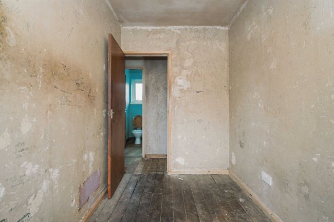 219 Windermere Road, Middleton, Manchester, M24 5PX 10