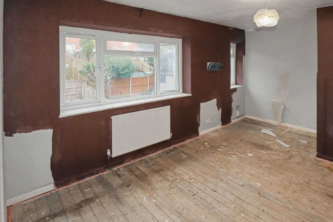 20 Yewdale Drive, Middleton, Manchester, M24 4FS 5