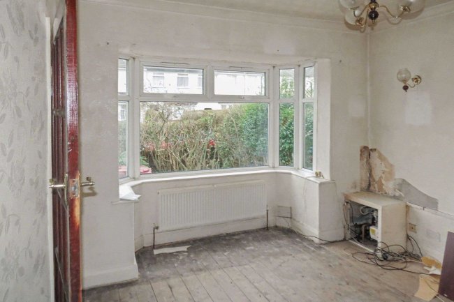 28 Sergrim Road, Huyton, Knowsley, Merseyside, Liverpool, L36 2QD 5