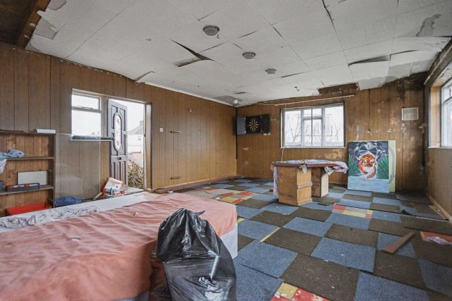 Building to the Side of 18 Bowmead, Eltham, London, SE9 3NL 9