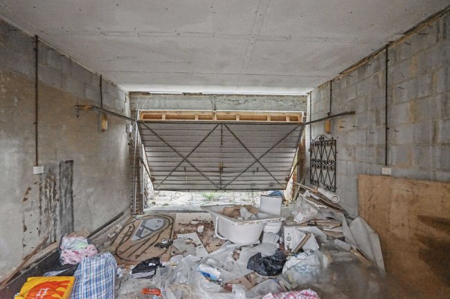 Building to the Side of 18 Bowmead, Eltham, London, SE9 3NL 9