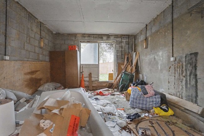 Building to the Side of 18 Bowmead, Eltham, London, SE9 3NL 9