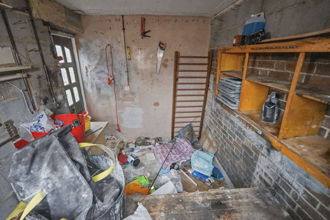 Building to the Side of 18 Bowmead, Eltham, London, SE9 3NL 9