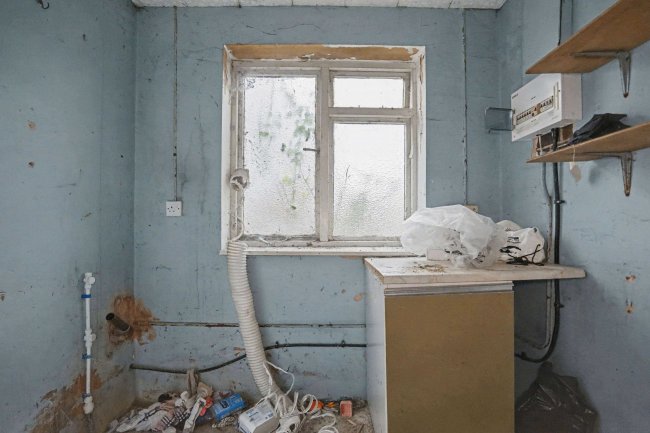 Building to the Side of 18 Bowmead, Eltham, London, SE9 3NL 9