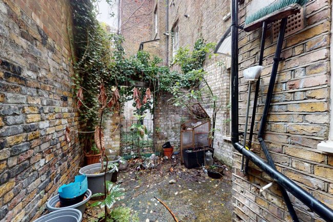 Flat A, 8 Shroton Street, London, NW1 6UG 8