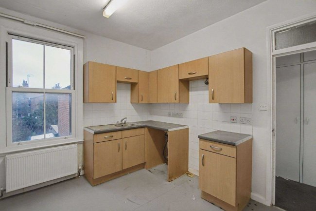 156B Villiers Road, Willesden, London NW2 5PU 1