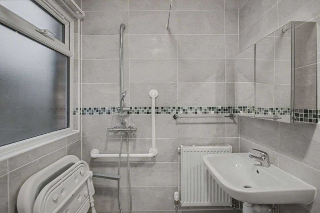 156B Villiers Road, Willesden, London NW2 5PU 1